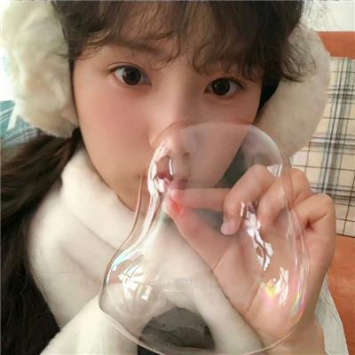 玉湖裸女